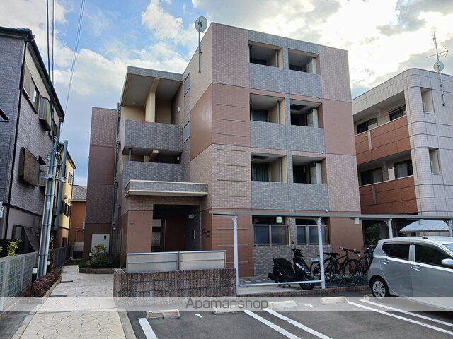 グレンツェン茨木の外観写真