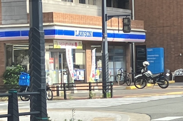 コンビニ　ローソン福岡妙見通り店（コンビニ）まで202m