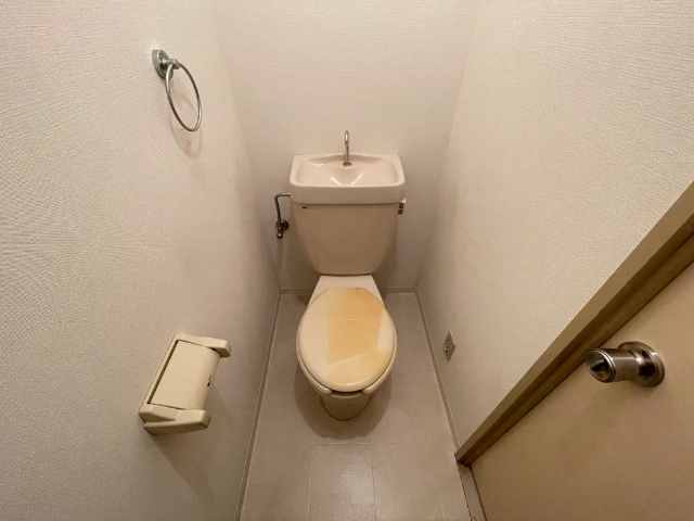 トイレ　■室内写真は別室サンプル写真。