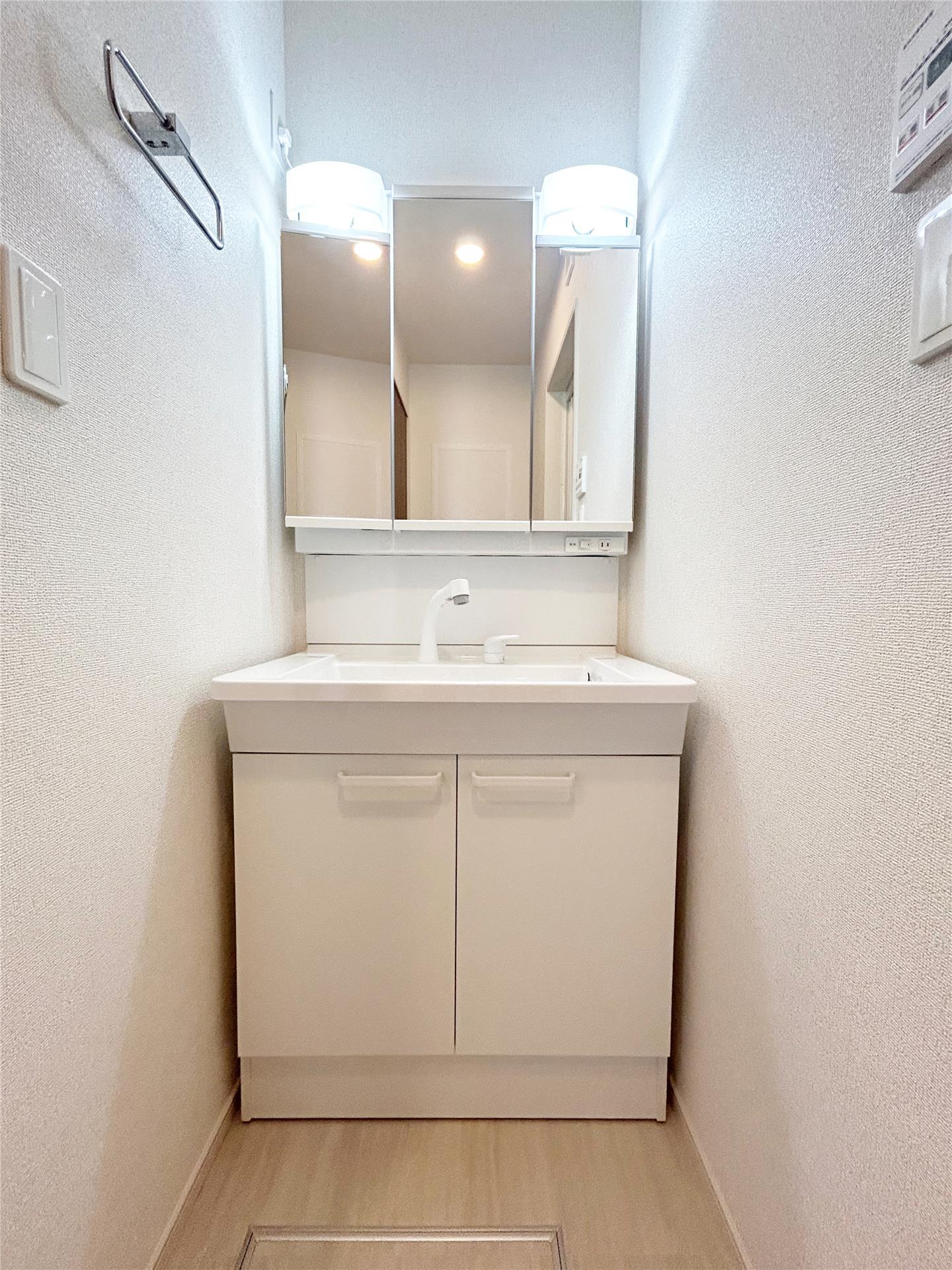 洗面設備　ルタンシリーズと同じタイプのお部屋の写真です。