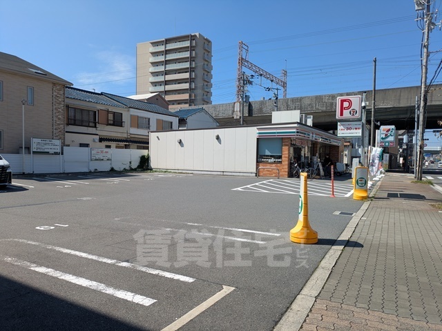コンビニ　セブンイレブン　大阪住之江3丁目店（コンビニ）まで114m