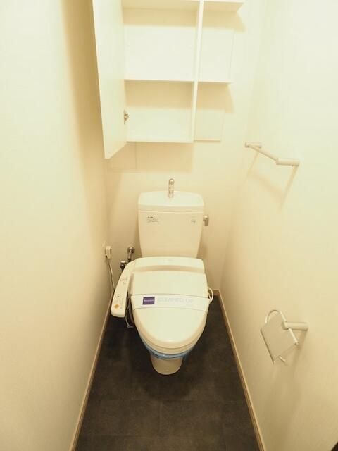 トイレ　トイレもきれいです