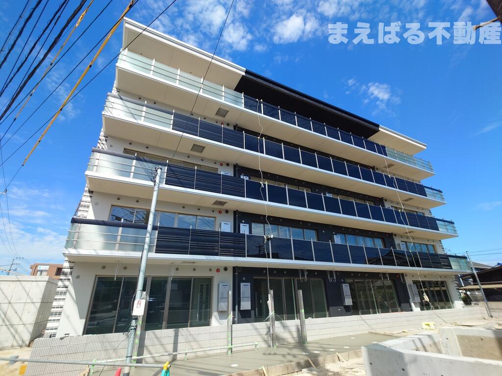 建物外観　建築中