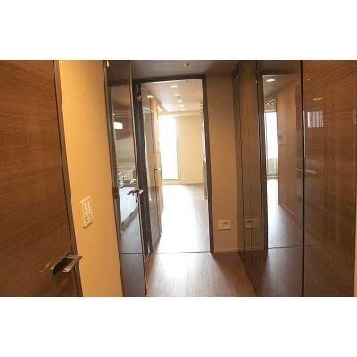 玄関　廊下