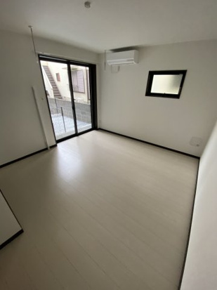 その他部屋・スペース　使い勝手のいい寝室です