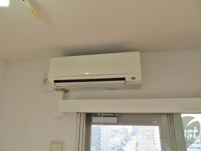 その他設備　エアコンがあらかじめついてます。夏も冬も快適ですよ。