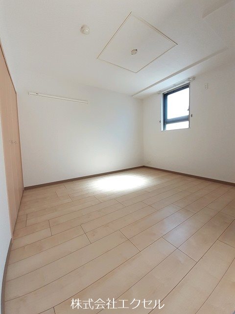 その他部屋・スペース　フローリングの室内です。