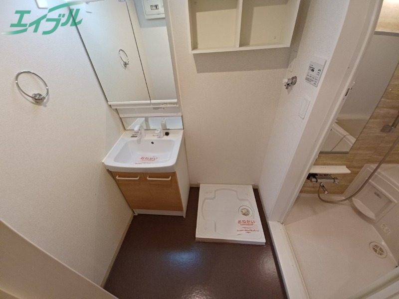 洗面設備　同物件別室の画像