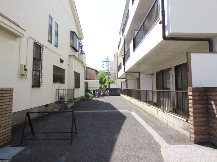 マンション新明の外観写真