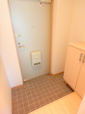 ハイツリベラの玄関写真