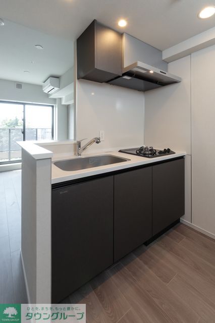 キッチン　※写真は同タイプ住戸です。
