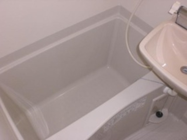 レオパレスエントピアの風呂写真