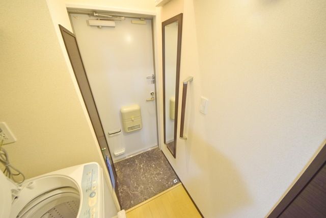 クレイノディン カントの玄関写真