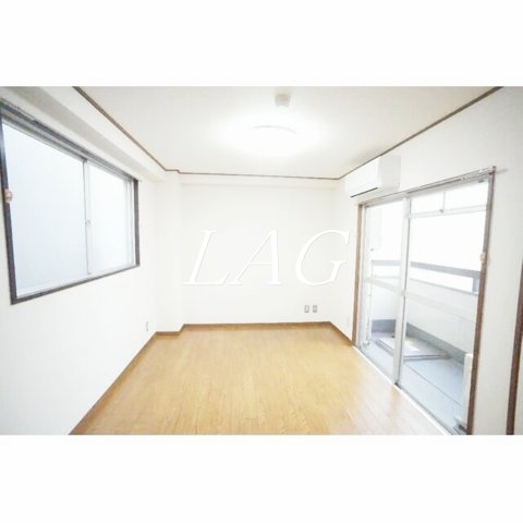 居室・リビング　洋室のお部屋です。