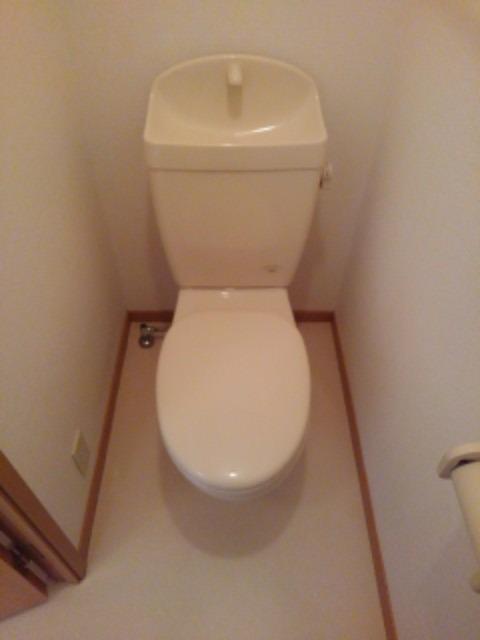 クレメントBのトイレ写真