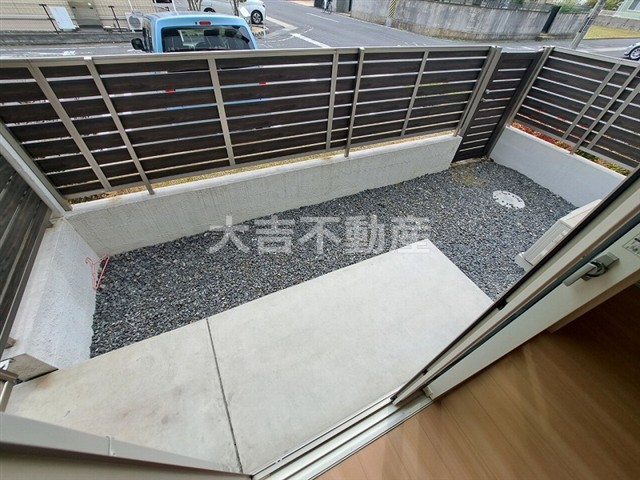 バルコニー　※別部屋の写真です