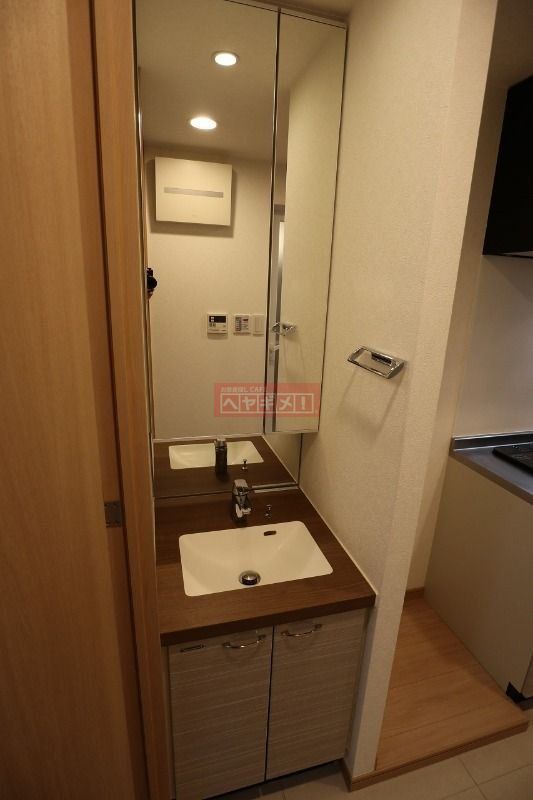 洗面設備　同建物参考写真