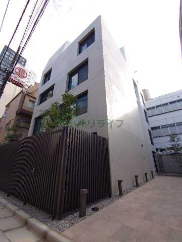 建物外観　LEGALAND四谷三丁目