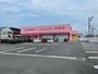 ドラックストア　ディスカウントドラッグコスモス佐方店（ドラッグストア）まで405m