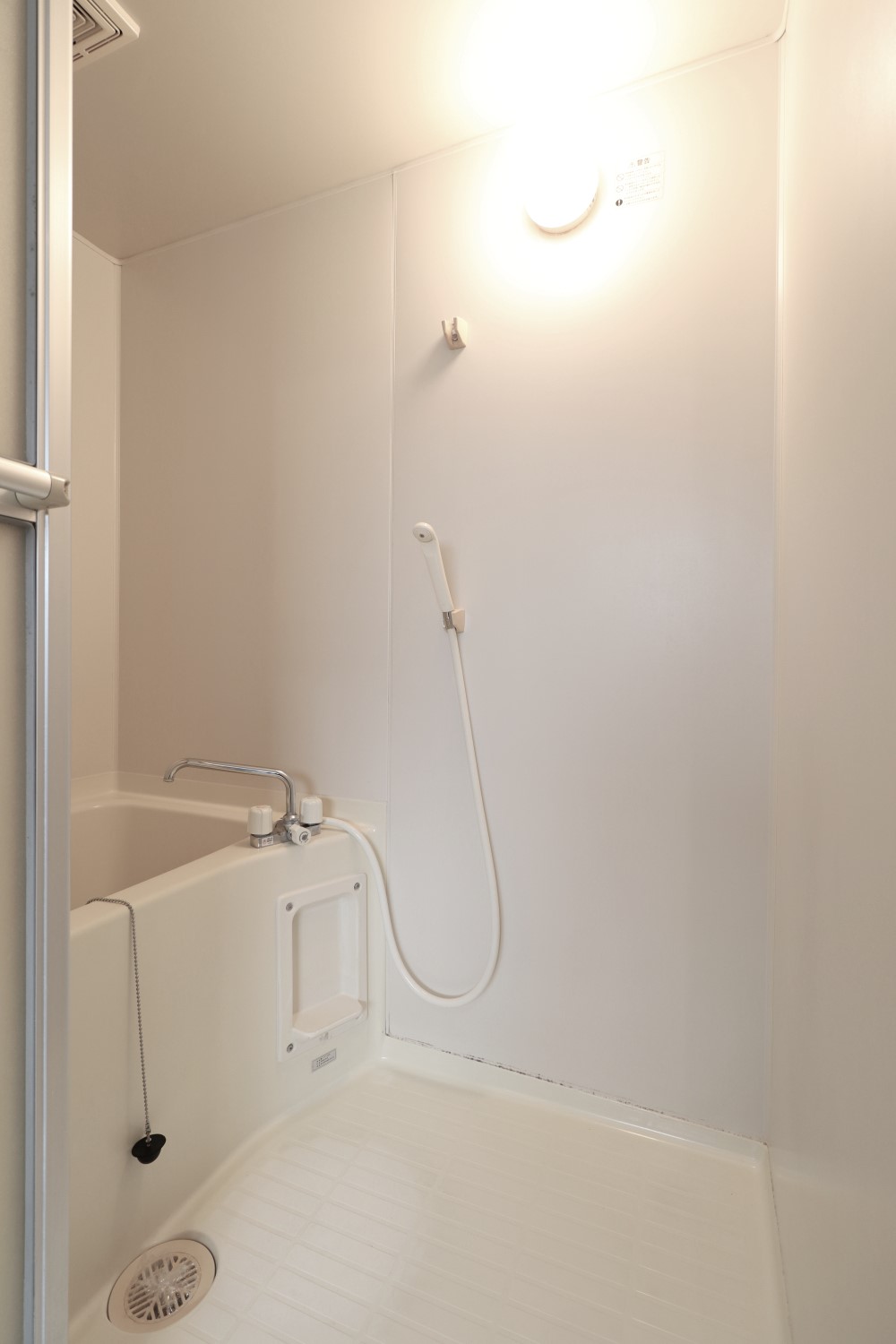 バス・シャワールーム　節水効果のあるシャワーヘッド付けられます♪