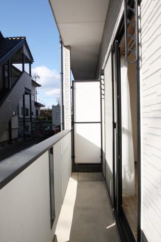 バルコニー　広めバルコニー♪洗濯物干しやすいですよ。