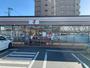 コンビニ　セブンイレブン熊本本荘町店（コンビニ）まで284m