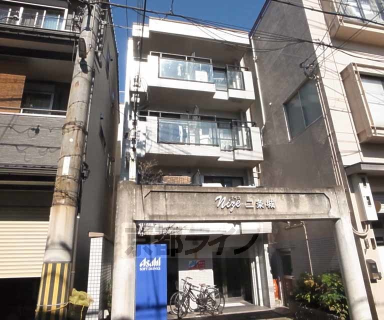 京都市中京区東夷川町のマンションの建物外観