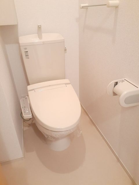 【指宿市大牟礼のアパートのトイレ】