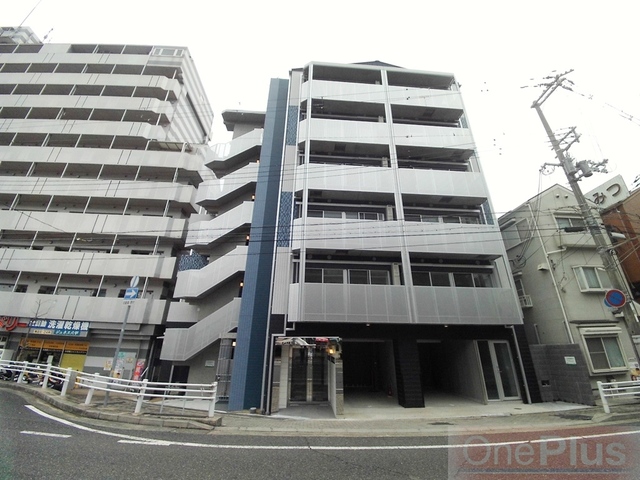 神戸市灘区弓木町のマンションの建物外観