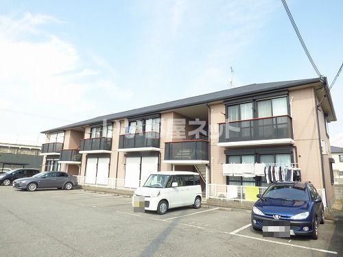 【加古川市加古川町河原のアパートの建物外観】