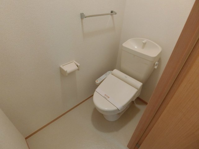 【大和市下鶴間のアパートのトイレ】