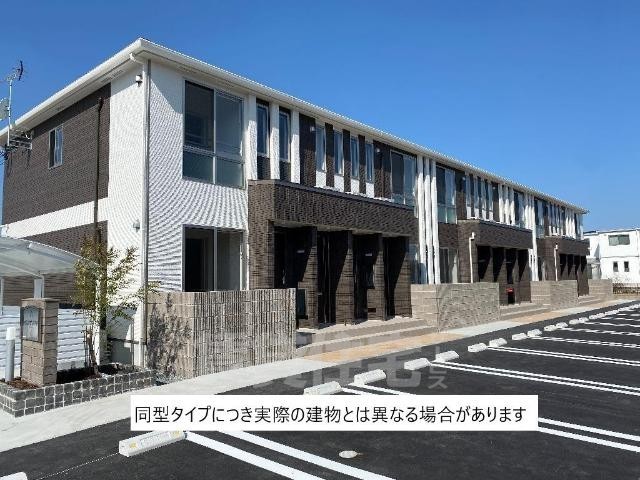 野洲市西河原賃貸アパートの建物外観