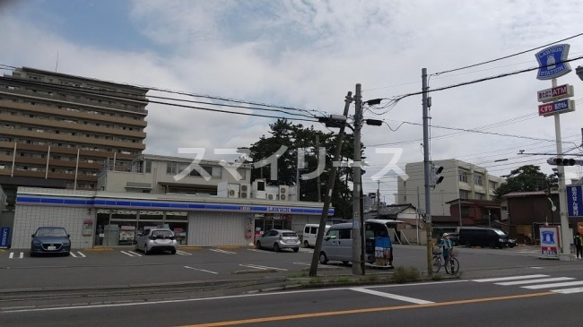 【柏市旭町のマンションのコンビニ】