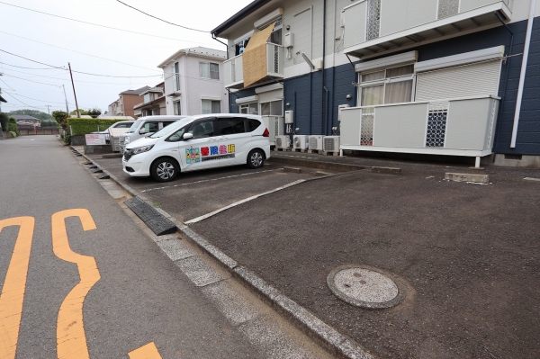 【ふれあいハイツ Aの駐車場】