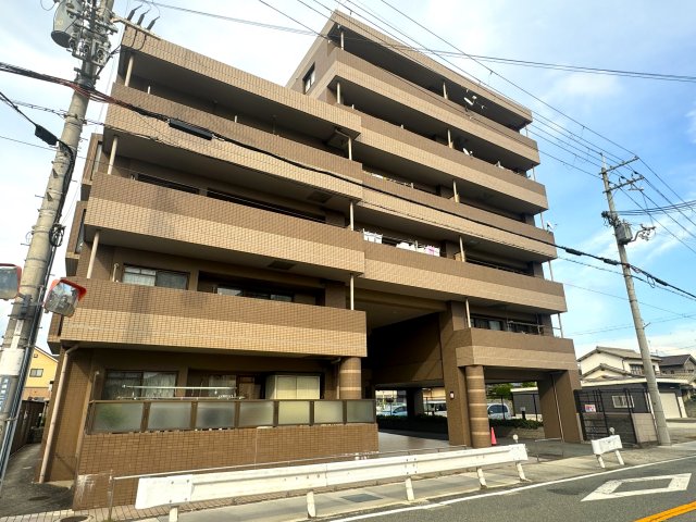 【朝日プラザ姫路サバーブIIの建物外観】