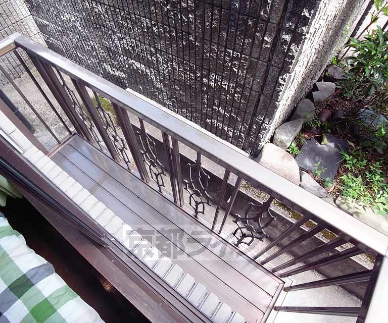 バルコニー　洗濯物もたくさん干せますね！