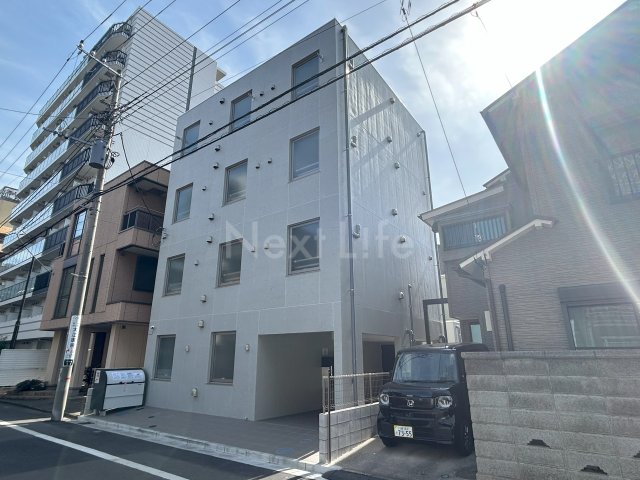 【マキシヴ クロス 川崎大師の建物外観】