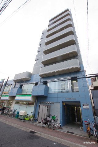 ディナスタビルの建物外観