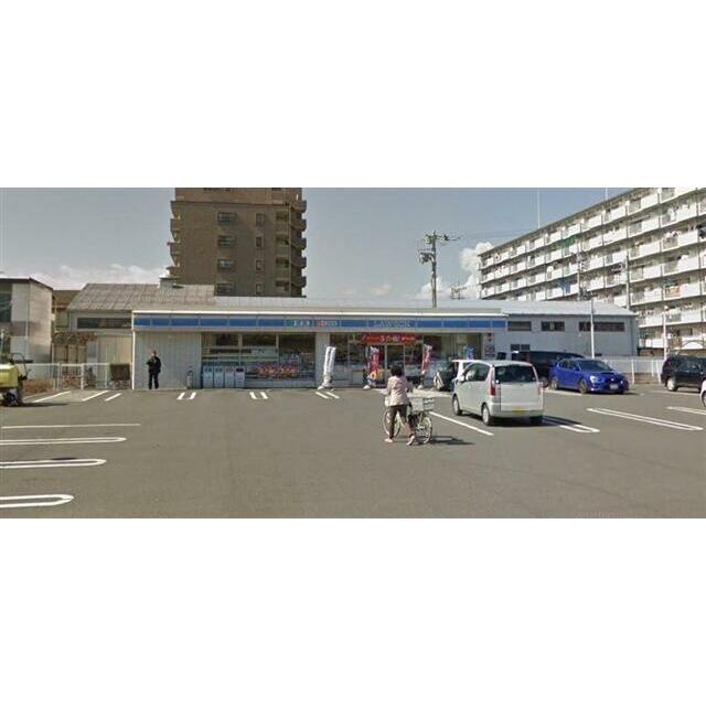 コンビニ　ローソン（コンビニ）まで240m