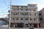 舞子駅よりバス8分 徒歩1分 3階 築11年1ヶ月の賃貸物件