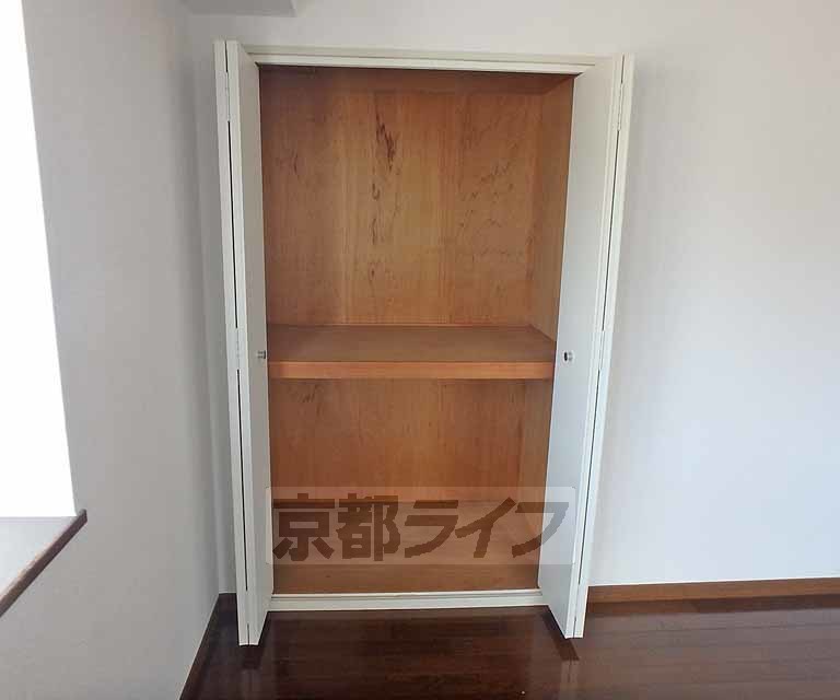 収納　奥行きのある収納スペースです