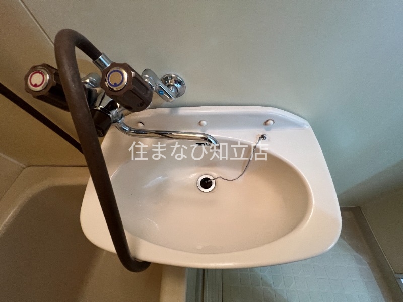 洗面設備　同型タイプ