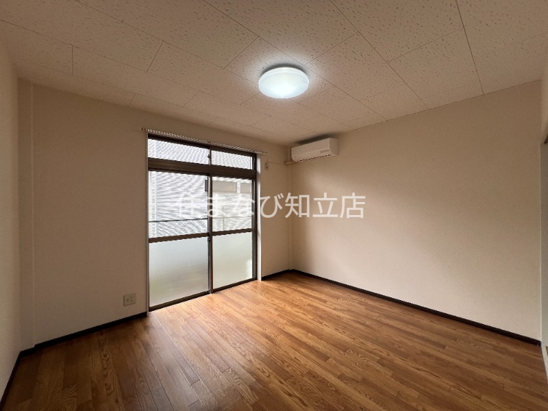 居室・リビング　同型タイプ