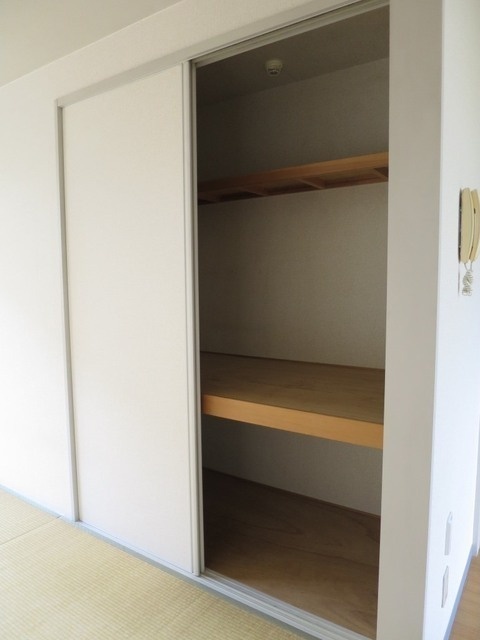 収納　別号室参考写真（反転）