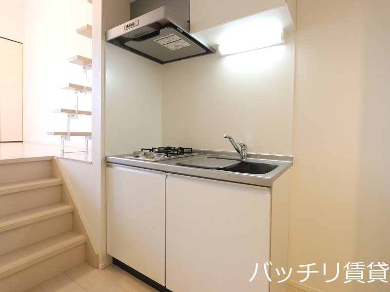 キッチン　同型タイプの為、現状を優先致します。