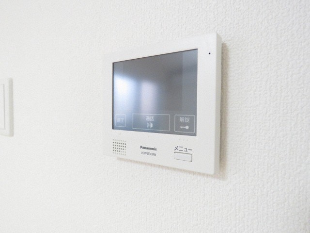 セキュリティ　モニタ付きインターホンで安心☆