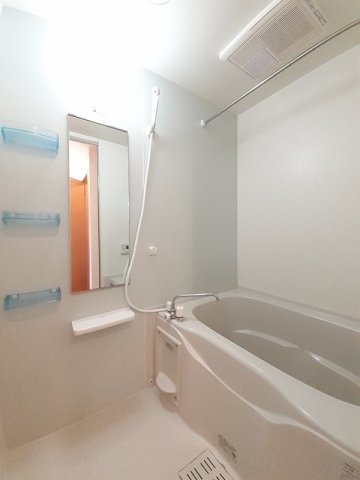 バス・シャワールーム　日々の暮らしに欠かせないお風呂です