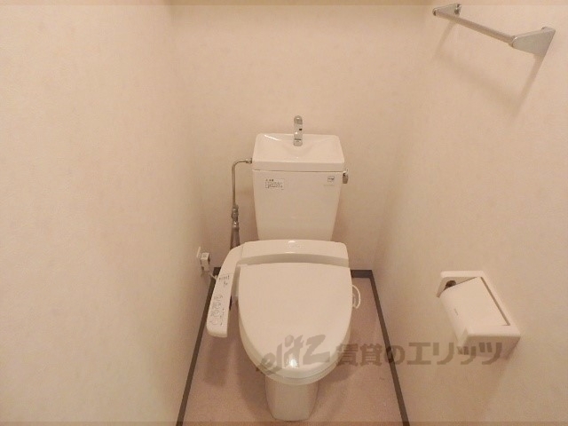 トイレ　二口あります。