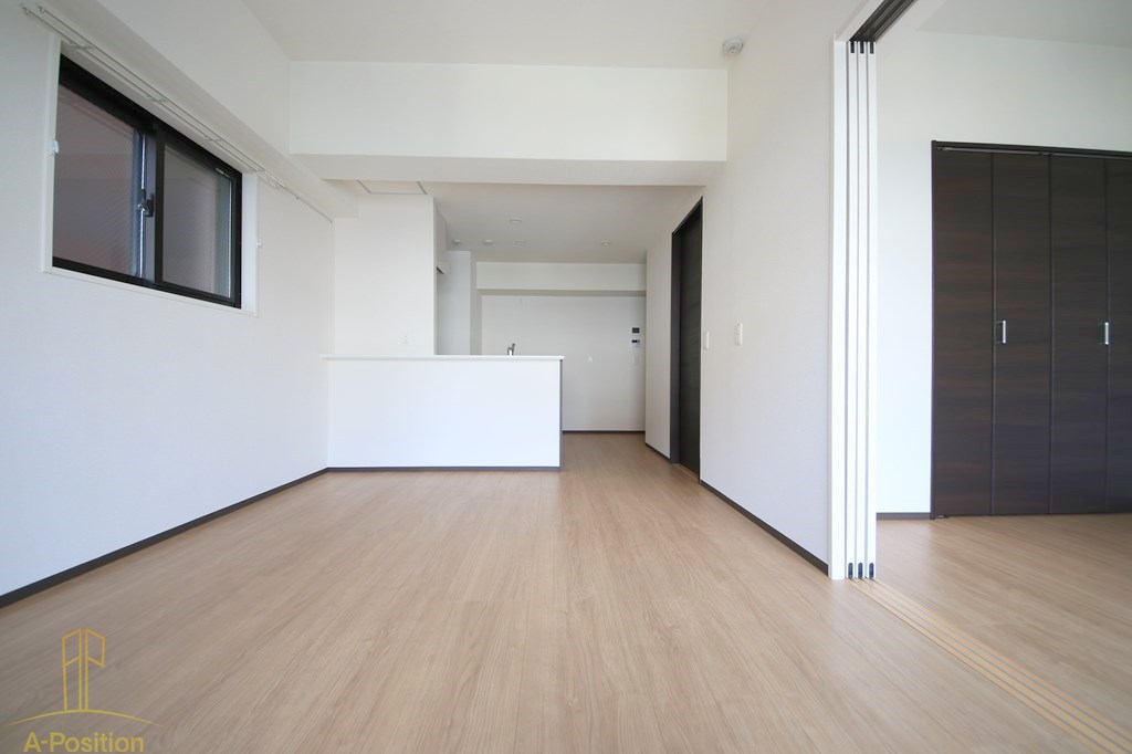 居室・リビング　マーレ下寺町