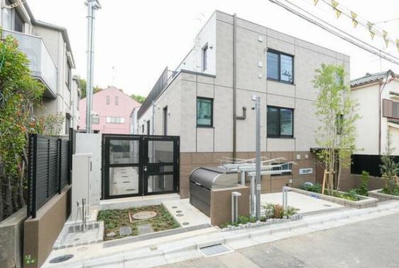 建物外観　ウェルスクエア駒場東大前の外観